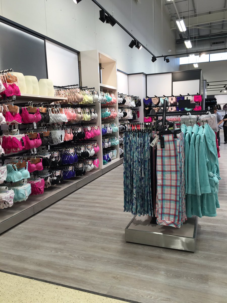 Tesco Bicester , new F&amp;F all ready to trade ! <a href="/BicesterTesco/">BICESTER TESCO</a> <a href="/19Paul77/">Paul Phillips</a> @FandFclothing