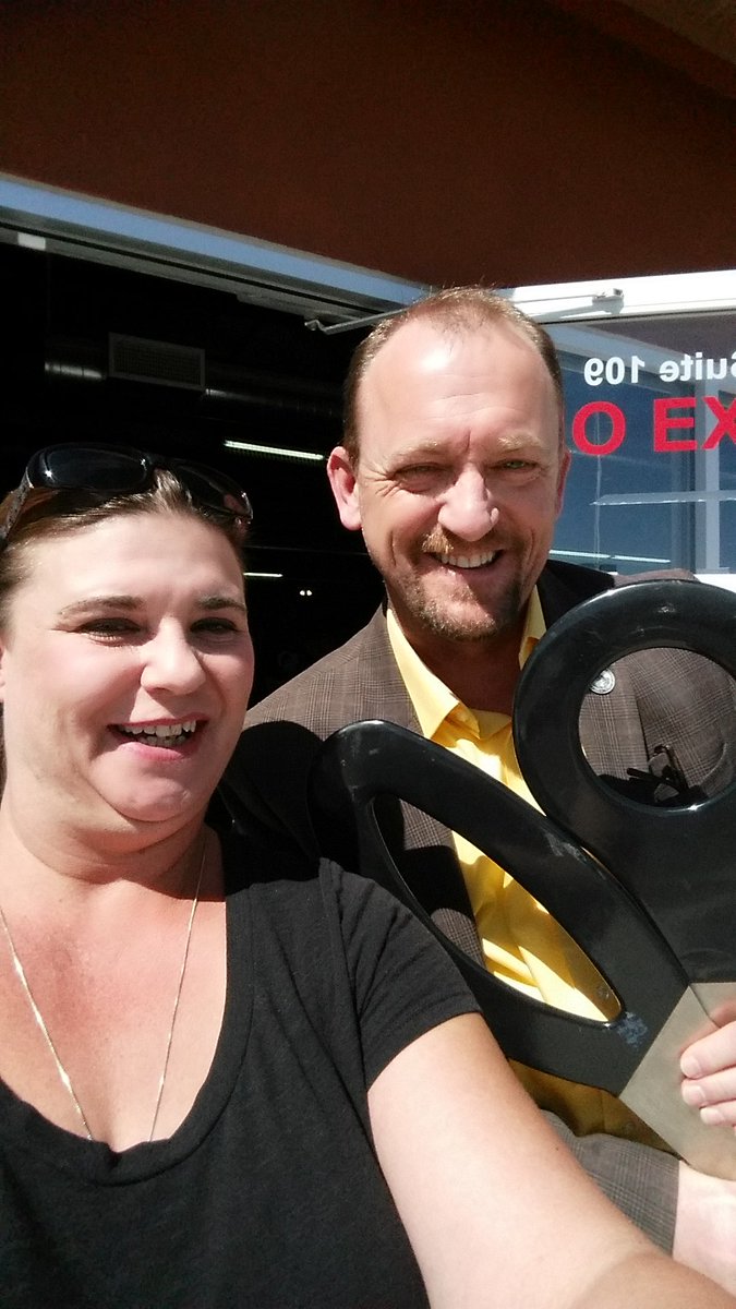 janellerogers's tweet photo. Me and #RRMayor #GreggHull https://t.co/ZGyoNz0aUs
