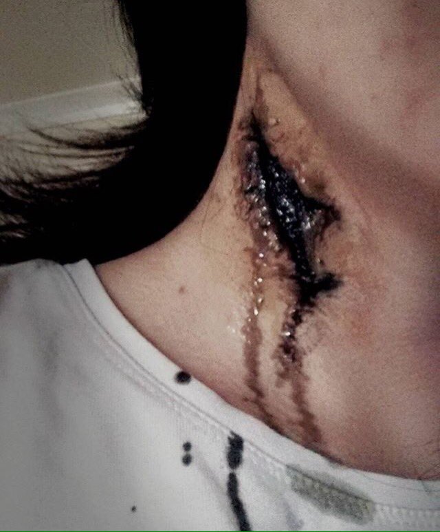 demon wounded #demon #wounded #SFX #makeup #makeupartist #sfxmakeup #halloween #horror #blackblood #fxgore #spfx