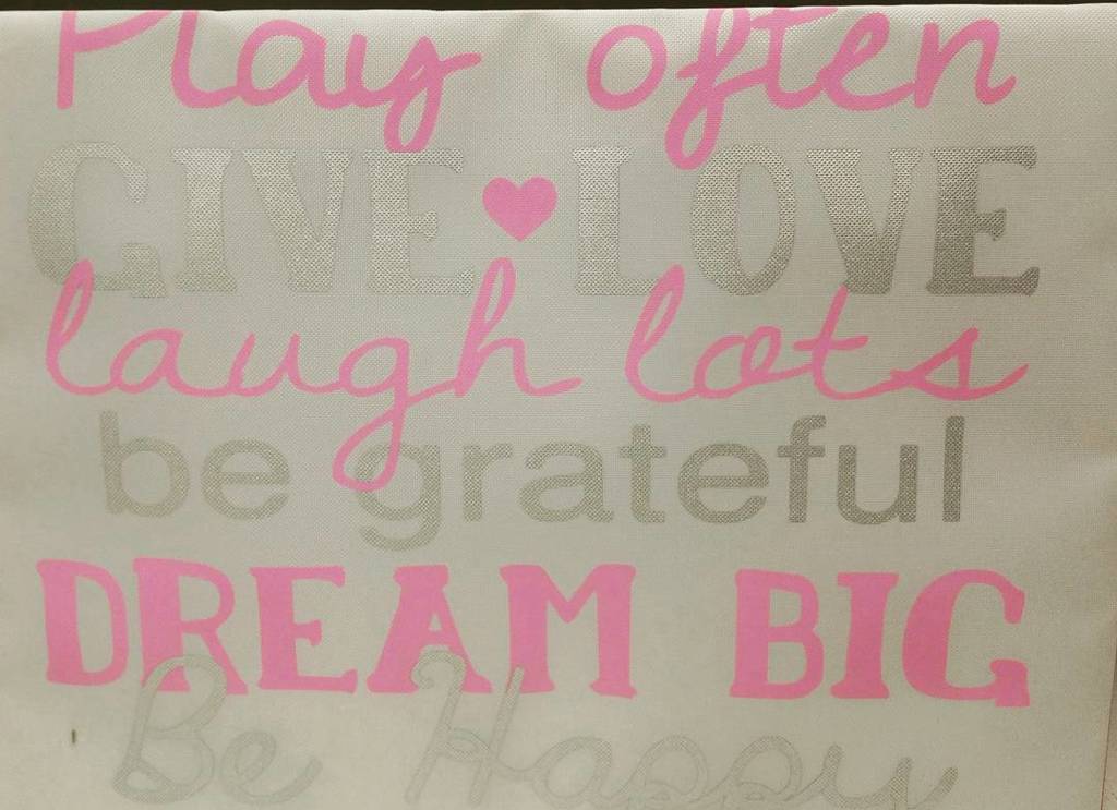 Whit_by's tweet image. @whit_by by mhvirtualassist Play Often.  Give Love.  Laugh Lots.  Be Grateful.  Dream Big. Be Happy. 
#virtualassis…