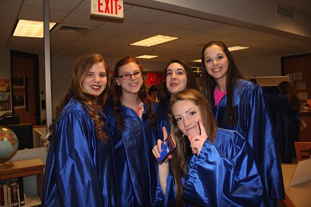 MrBFalcone's tweet photo. 2016 National Honor Society Induction Ceremony. #coginchaug https://t.co/4yf0oWxAJ8