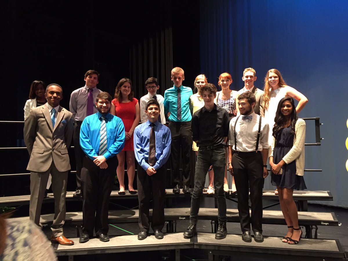 lyman_nhs's tweet photo. Major congrats to all our new NHS members and officers! We can't wait to see what you all can accomplish! https://t.co/VIccFeN4aB