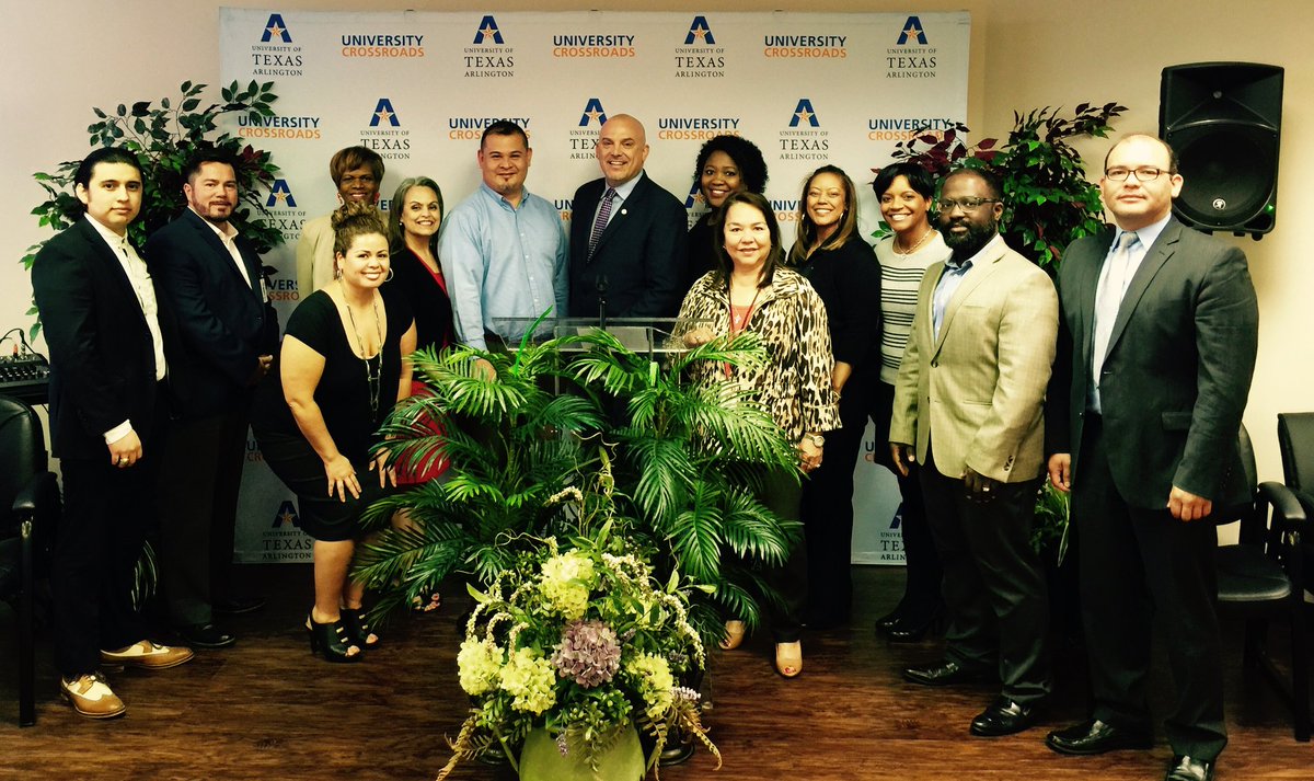 jaramos_jr's tweet photo. @KentPScribner #droppindamic after speaking @UCrossroads about @FortWorth_ISD. Solid message: his story & philosophy https://t.co/gNayPzpvbY
