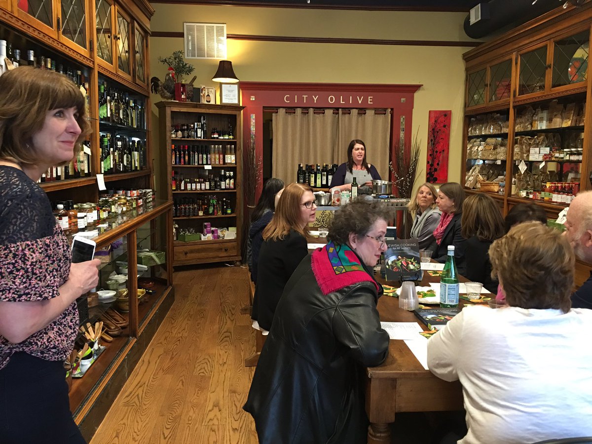 LaurasKosher's tweet photo. City Olive Demo https://t.co/f27GA58LZS