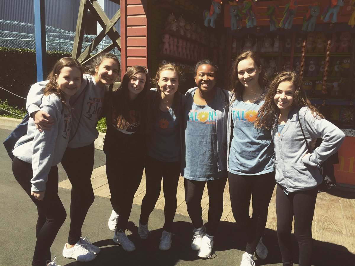 meganfrieze's tweet photo. IF YOU HAVENT BOUGHT TICKETS FOR SPRING SHKW YOU ARE MISSIN OUT COMS BUY ONE FROM ME OR ANY DRILL TEAMER FOR $5!!! https://t.co/yVOmpcio6e