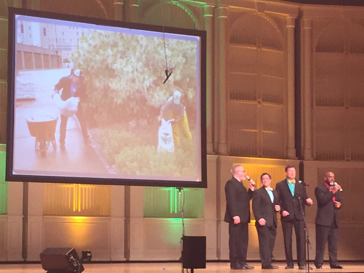 JohnnaReeder's tweet photo. Amazing job Power Cords from @DukeEnergy OH at #CincySings! Beautiful! https://t.co/bbAjvtMbXi