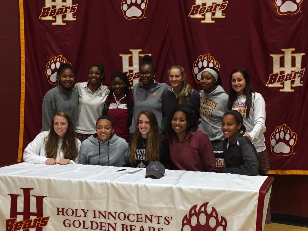TonyWatkinsHIES's tweet photo. Congratulations to @SydLong13 on making it official! Headed to Furman next year. #ProudProgram #HIESLadyBears https://t.co/VPsRJsIHhT