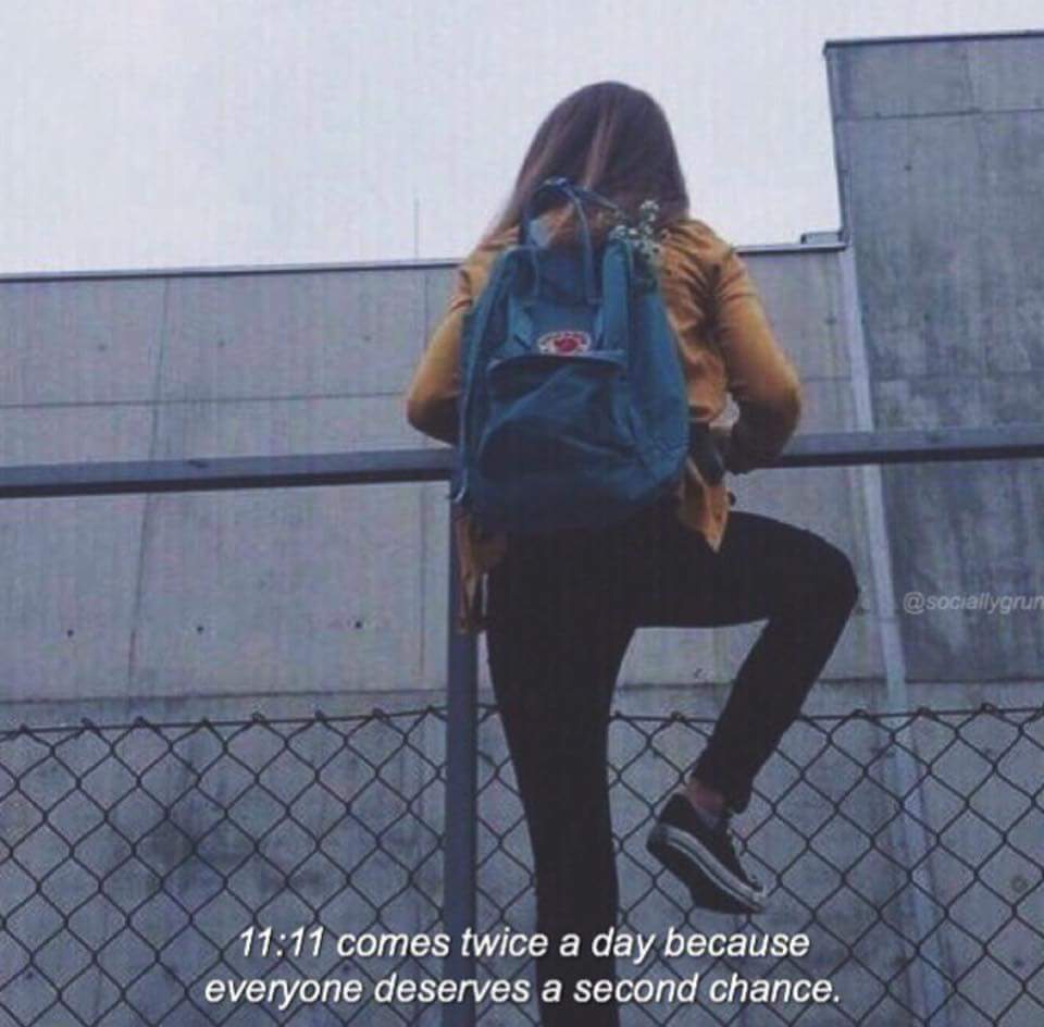 A1yssaRae's tweet photo. 11:11 happens twice a day because that's how a clock works, idiot
#ohLordtheAngst #TheAngstIsReal https://t.co/HgGiNCewT6