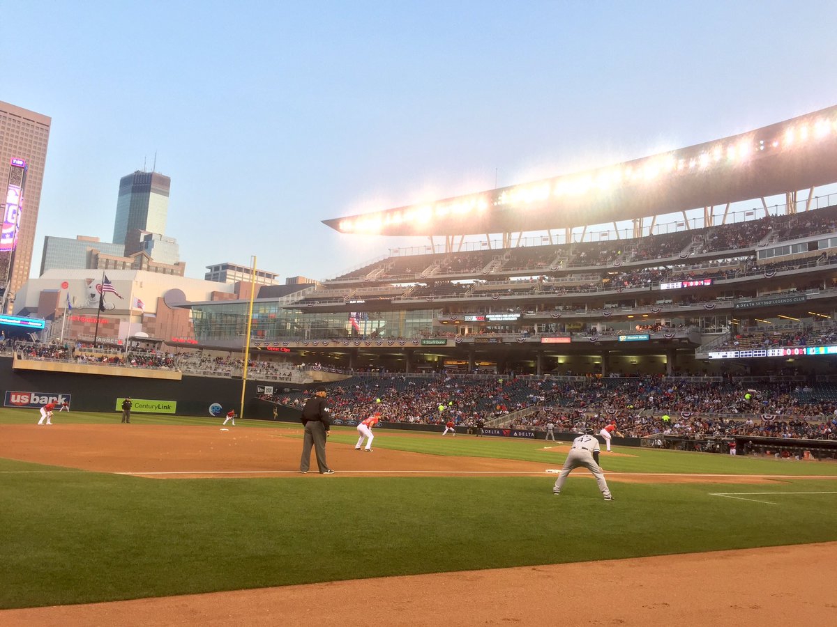 jepelant's tweet photo. Let summer begin....  #MNTwins https://t.co/2eEaK4ZP9D