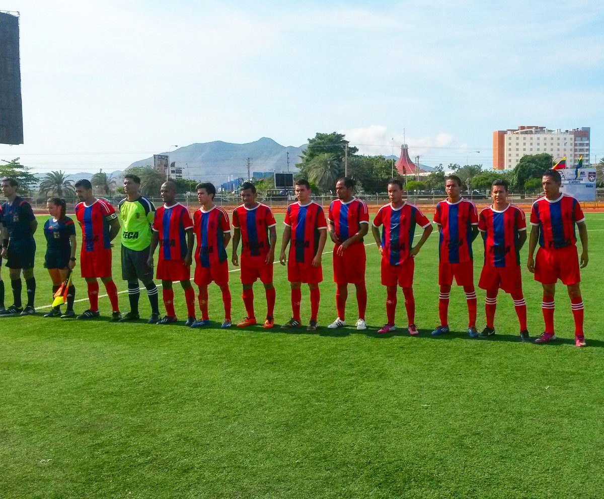 LibertadSFC's tweet photo. #TerceraDivisión | Foto de nuestro 11 inicial hoy en la Isla de Margarita | #VamosLibertad https://t.co/2PcknSUSzr