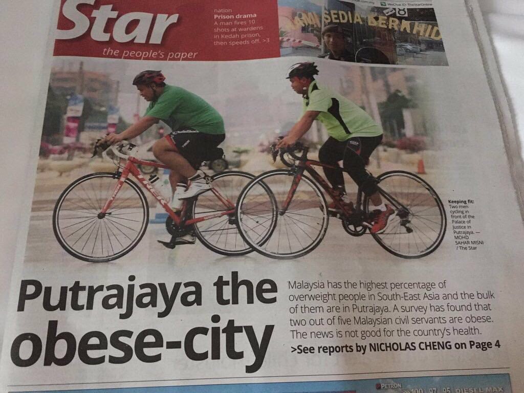 Khairykj's tweet image. For full disclosure the 2 rotund lads here are both my special officers. But at least they are trying. #FitMalaysia