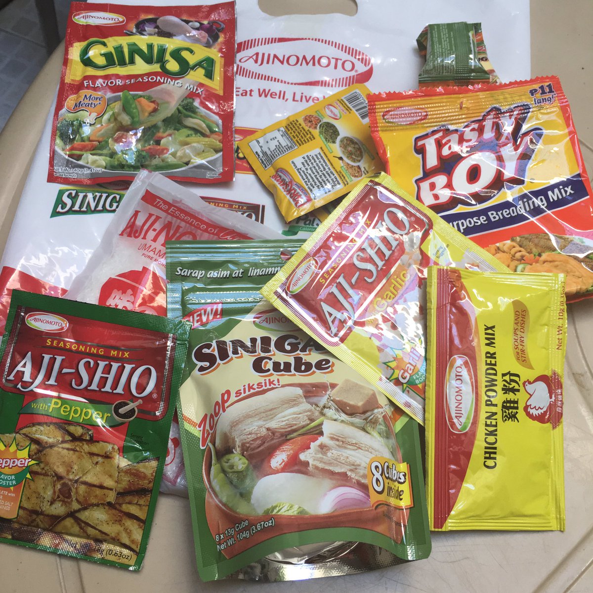 Meikah's tweet image. Now our #meals will be more exciting to the palate! #homecooking #spicingup #ajinomotoseasoning @AjinomotoTaste