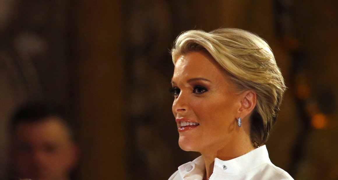 politico's tweet image. Megyn Kelly: I'd 'absolutely' have Trump on my show politi.co/21XNjCY | AP Photo