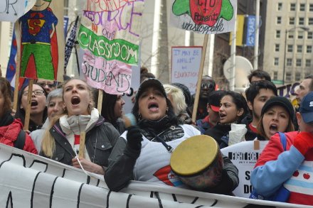 heavyseas's tweet photo. PHOTOS: #Chicago #FightForFunding strike puts thousands in the streets with @CTULocal1 | https://t.co/6KGy2zAHaO https://t.co/0lYKA9gWhs