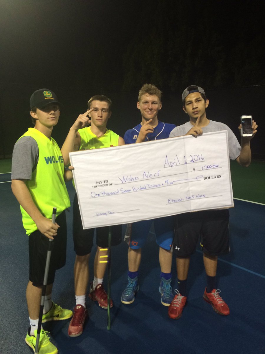 EHS_Nerf's tweet photo. Wolves accepting the prize https://t.co/stmzvyE2Rb
