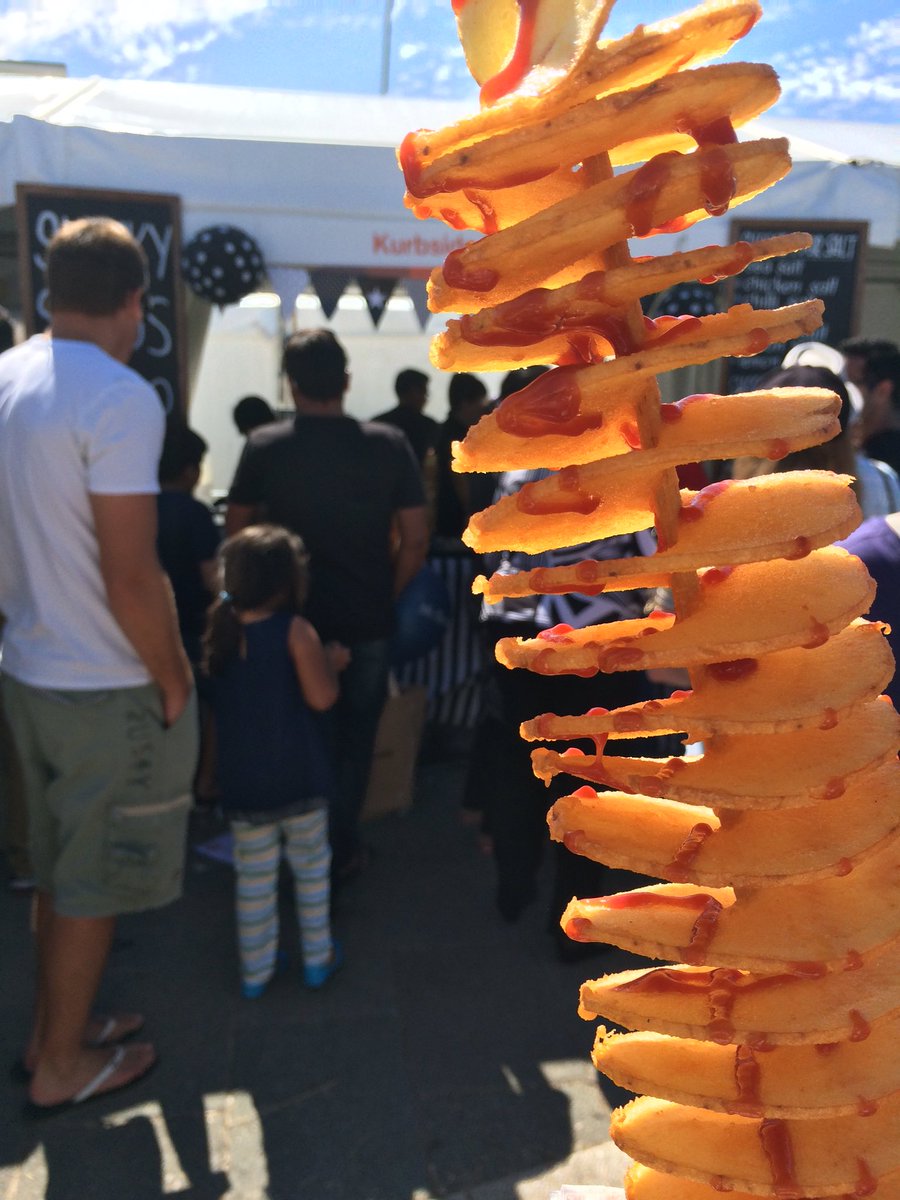 kanchan_dutt's tweet photo. Don't think there's any doubt about the most popular food today at #celebrategungahlin - #chipsonastick https://t.co/JG1GwtiLaV