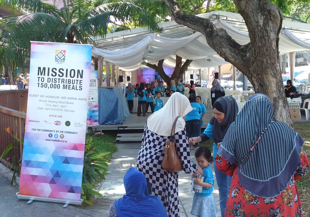 fazimat's tweet photo. Come support Free Food For All 150K Meals Campaign #FFFA150K Geylang Serai Market https://t.co/oEhffDX8b7