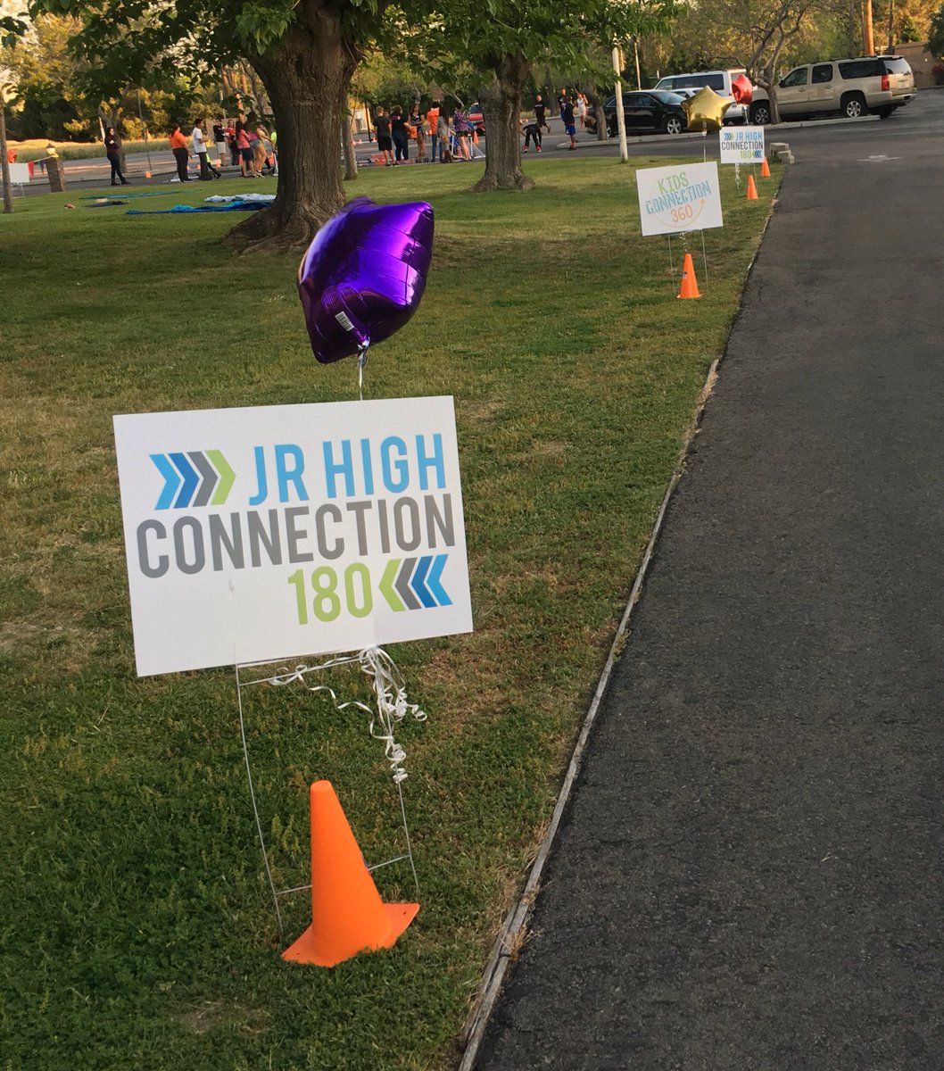 kcoutreach's tweet photo. #letthefunbegin #kc360 #funfieldnight https://t.co/ryAMPpH9k1