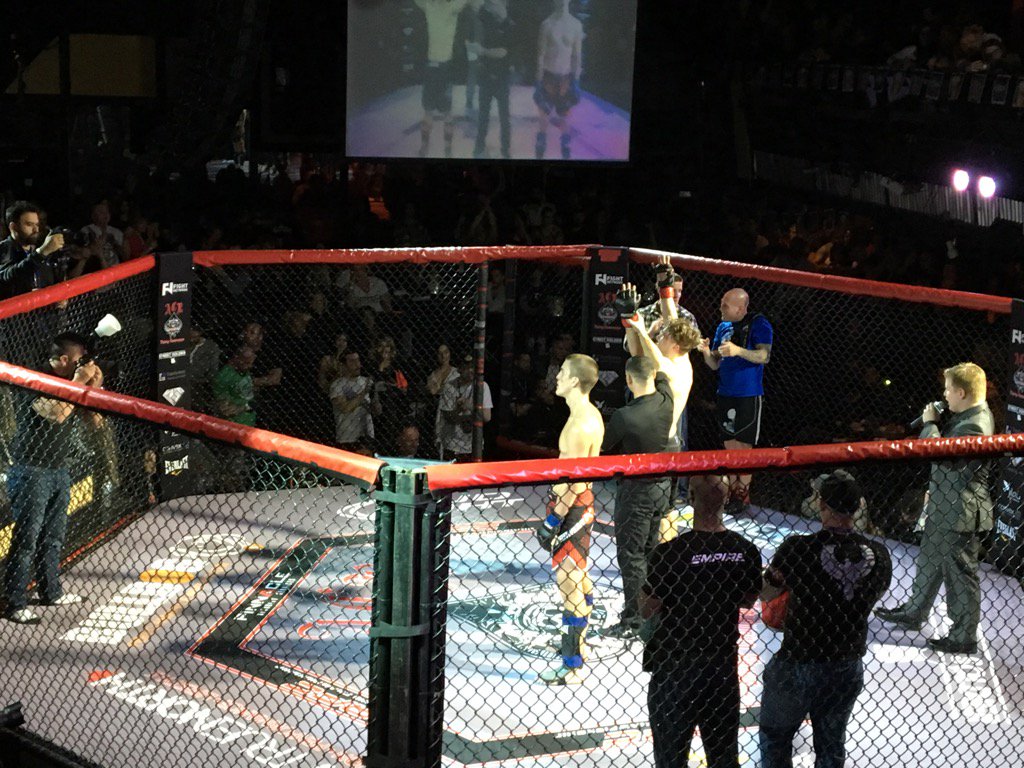 Congrats <a href="/s_sidey/">serhiy sidey</a>!! Big win tonight champ 👊🏼 Kicks looking sharp!