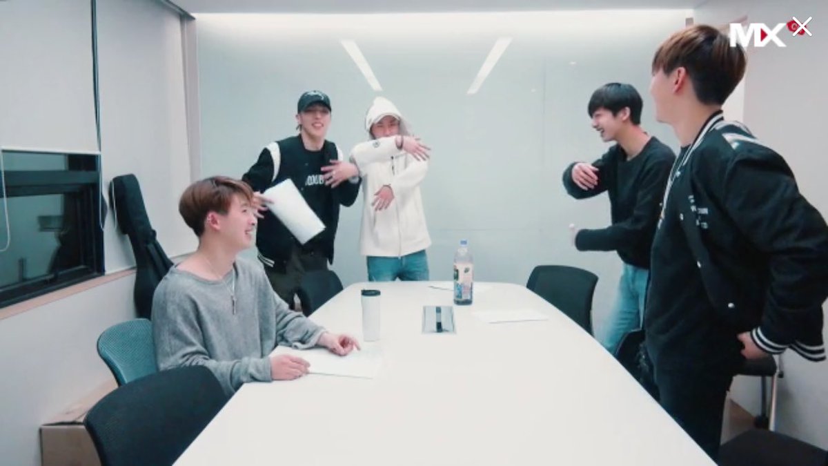 몬스타엑스 만우절 몰래카메라.youtube | 인스티즈