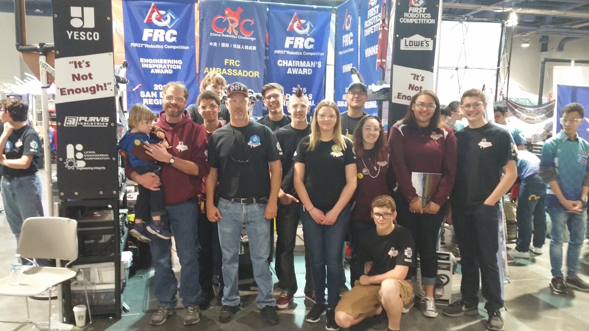 AlfonsoUNLV's tweet photo. @987highrollers end Day 1 of @firstnevada in top 3! Way to make @ClarkCountySch proud! Look at all those banners... https://t.co/WeaQzqZunR