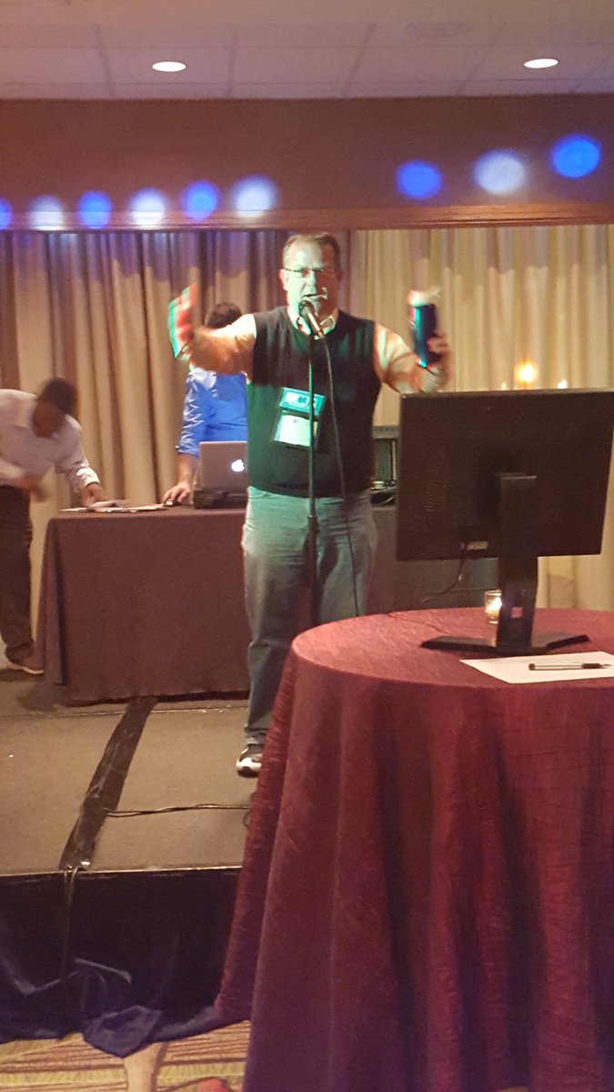ACJSCC's tweet image. Karaoke with Tommy Ray Cyrus! #ACJS2016 #ACJSCCSection