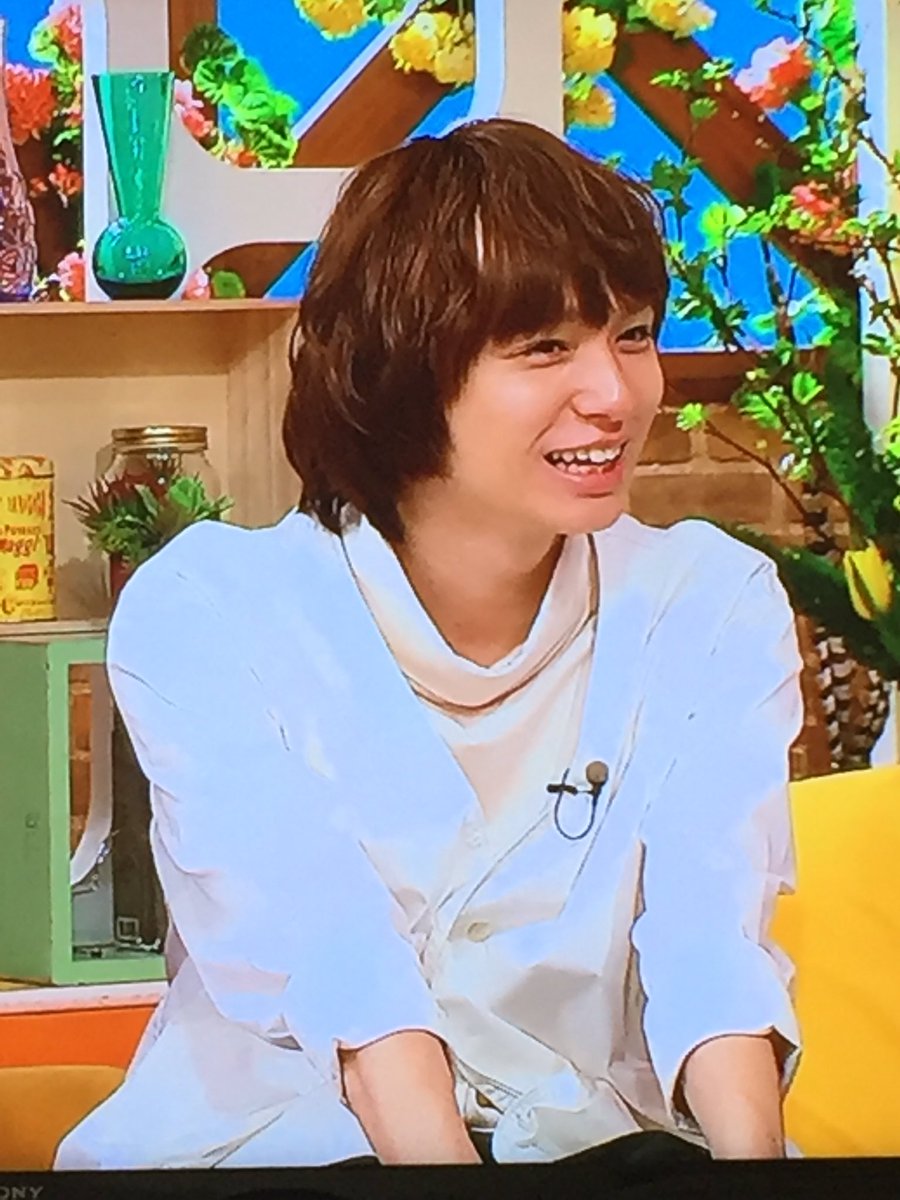 O Xrhsths 髙木ちあき Sto Twitter まじで伊野尾のデコ気になってしょうがなくなる見え方してるずっとｗｗｗ 伊野尾慧 メレンゲの気持ち T Co 75dt3gvwws
