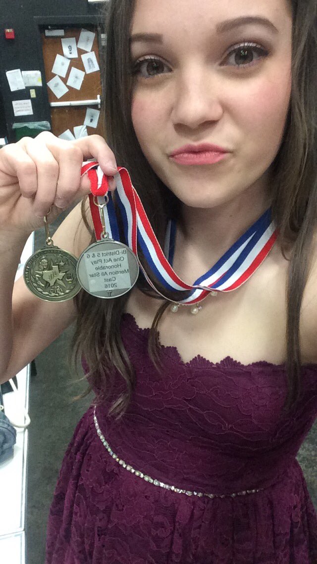 alyciasavage928's tweet photo. WEVE DONE IT AGAIN!!! ONTO THE AREA COMPETITION 💜🎭💛 MY GIRL @ctineee GOT BEST ACTRESS💖 #meforthewe #proudpapakersh https://t.co/PYSEIYzKHN