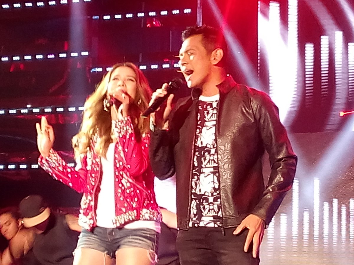 itsShowtimeNa tweet picture