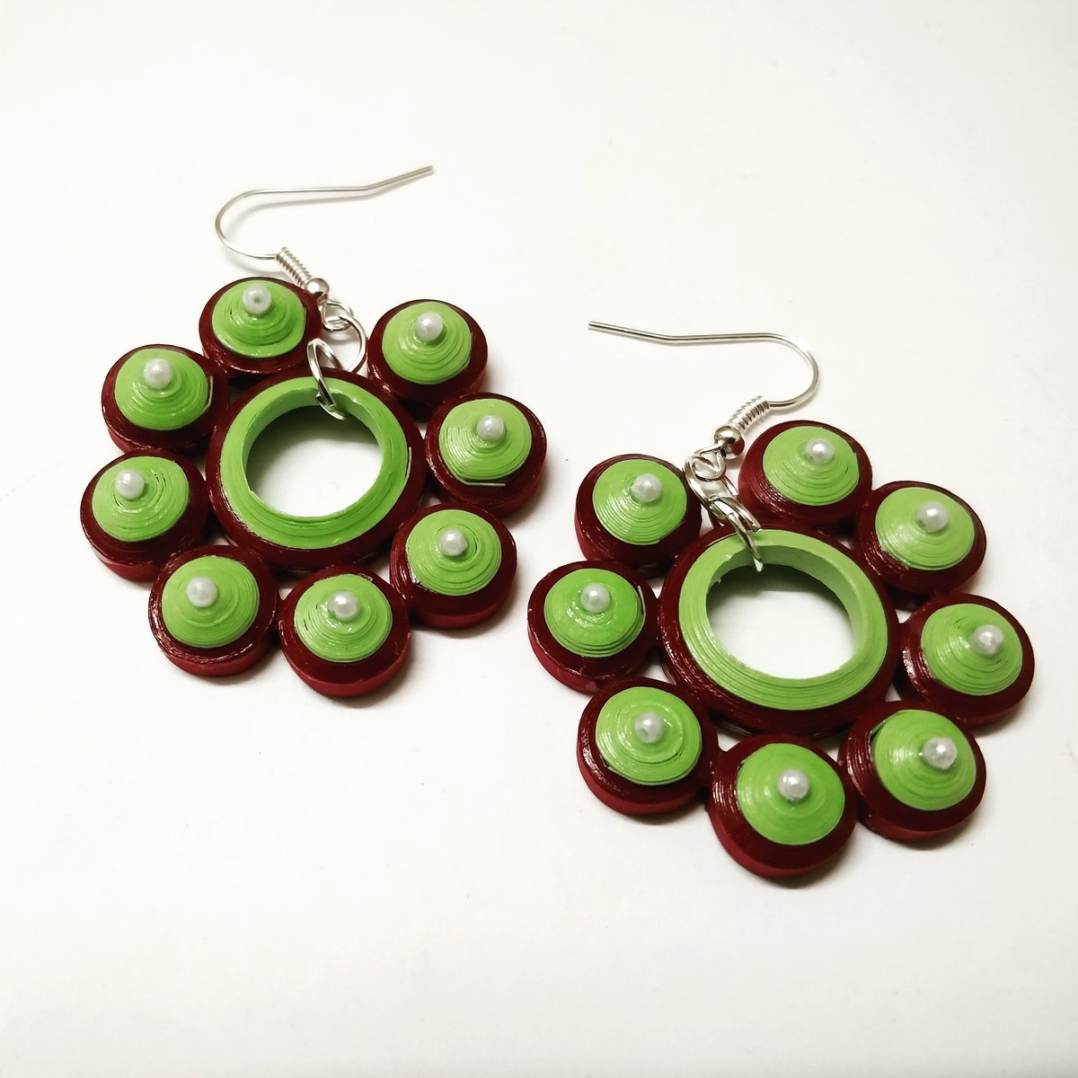 phdesigns_in's tweet photo. #quillingearrings #quilling #quillingjewelry #art #handmade #craft #pHDesigns https://t.co/wL5G9KeHBK https://t.co/GamFZeSK5U
