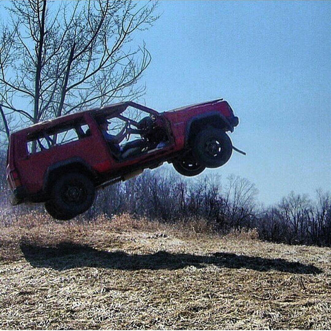 #jeep #wrangler happy #weekend <a href="/Mike80921/">Mikey ☀️|||||||☀️</a> <a href="/mchamer89/">Mike Hamer</a> <a href="/LimaJacketsfan/">VYP3R the OIIIIIIIO</a> @Buck__Home <a href="/ChiverKelly/">KELL</a> <a href="/Jeeplife_89/">Marcus Lambert</a>