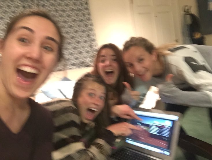 bethanknights's tweet photo. When your roomies are the best<3 https://t.co/ZCI3BAglRc