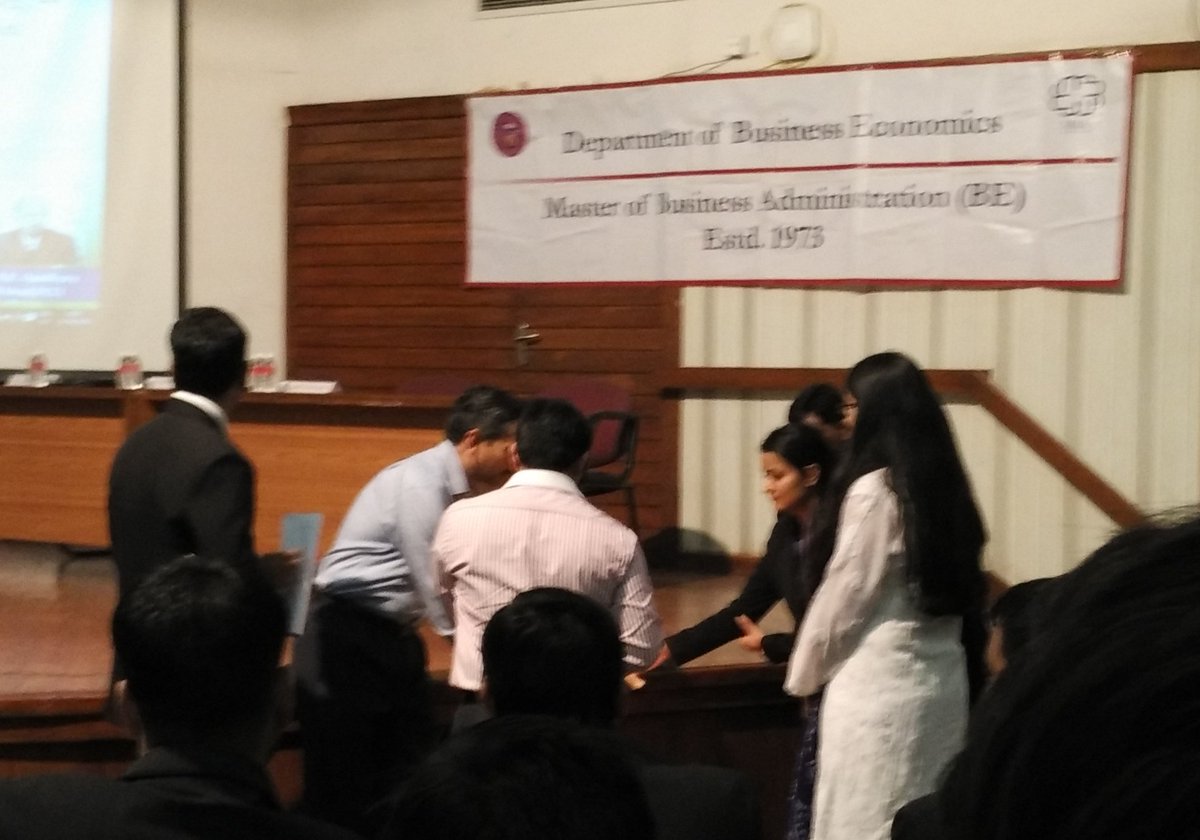 DBE Delhi University tweet media
