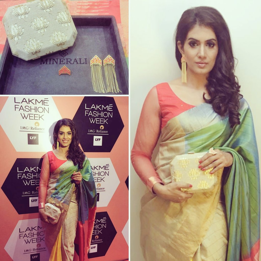 sonalikulkarni's tweet photo. Opted for a saree n @MineraliStore jewelry chosen by @prache1 for Wendell 's show.. It had to be special n unique 💚 https://t.co/GR4SuqyOi1