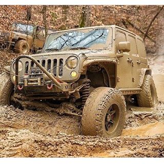 #muddy #jeep #wrangler <a href="/Thejeepboss/">Jeep Boss</a> <a href="/timthejarhead/">Devil Dog</a> @NilightTeam @Kofiolllllllo @Jeepguy_77 @Foley274OlllllO