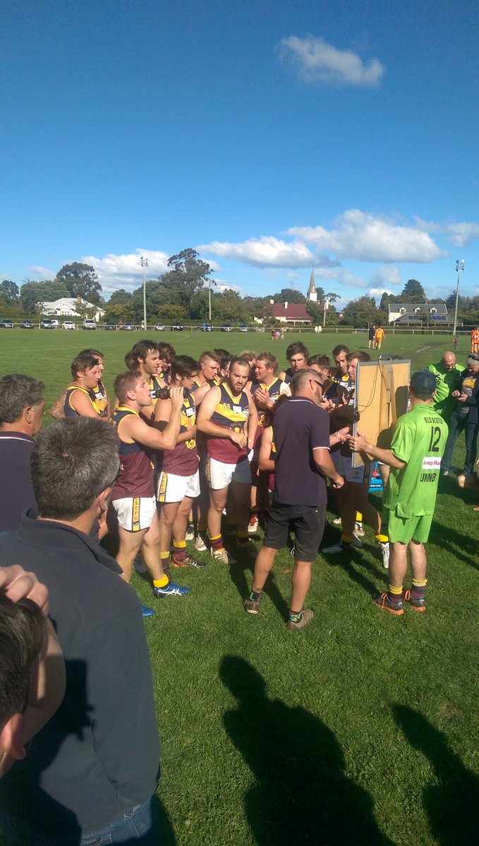 10 goals up at three quarter time in the seniors.....  #ntfadiv2 #getprickly
