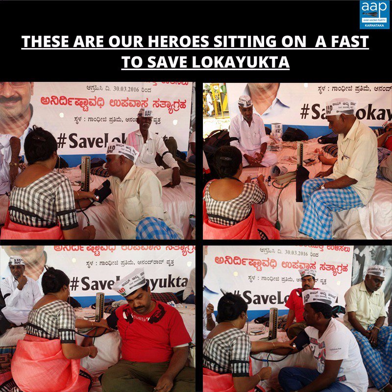AAPKarnataka's tweet photo. #HungerStrikeDay4 continues at freedom park with lot of https://t.co/MsTX1ONEbX solidarity to 8 ppl sitting on Fast. https://t.co/mHLrLRiSay