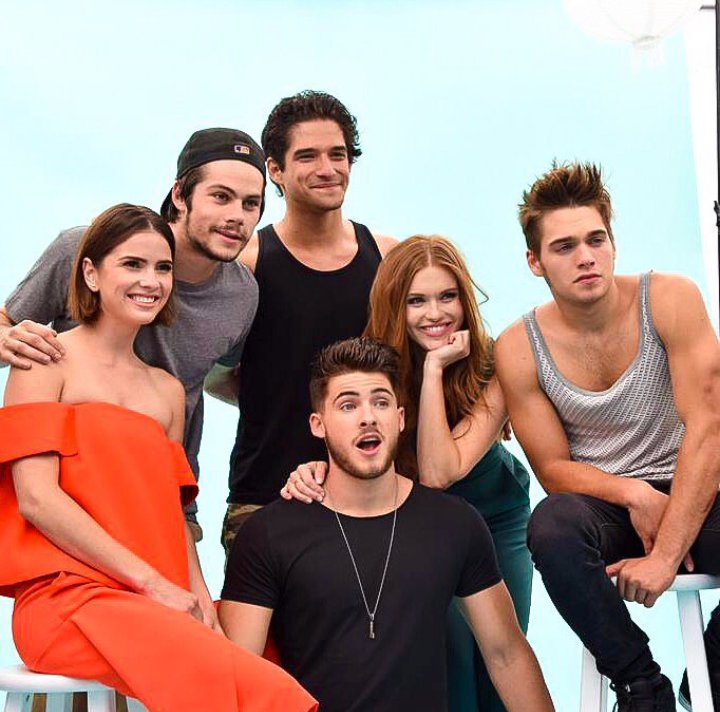 Linda___Loo's tweet photo. #WeWantTheoBack @ReallyCody come back:( https://t.co/sxmKm1oSks