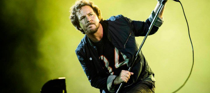festileaks's tweet photo. 14 Hedendaagse headliners op @RockWerchter 2007! De beste line-up ooit? https://t.co/ZDiM3w5mNW #RW07 #RW16 https://t.co/t5mKmgnAov