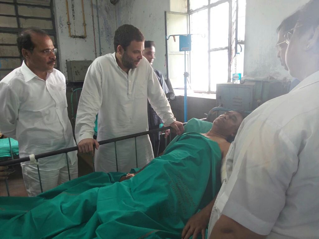 DrSanjeevRajp4's tweet photo. #modiinbrussels & #RGwithKolkata, c d difference,your responsibility is first towards the #Nation,thn for world..... https://t.co/jqekgDEmmP