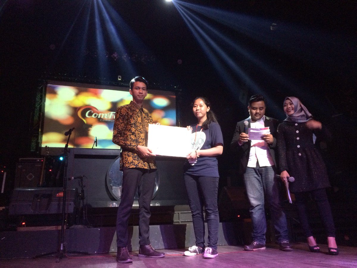 SELAMAT KEPADA PEMENANG FOTOGRAFI COMFESSION 2016! (pemenang berhalangan hadir diwakilkan oleh LO)