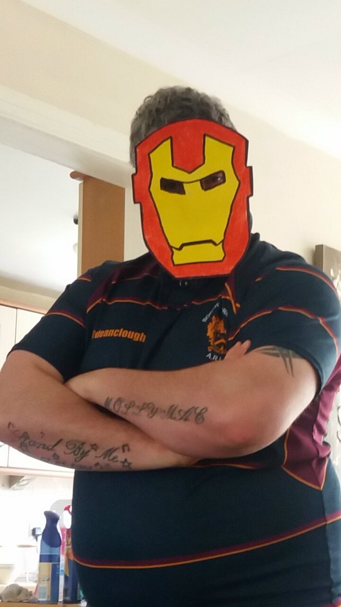 scottlindsey121's tweet photo. @DezzyBear81 @ReeceDrahosz @craigrbroadbent @CraigKnowles16  #gameday #superheromasks #masks https://t.co/FKPoeaIfeu