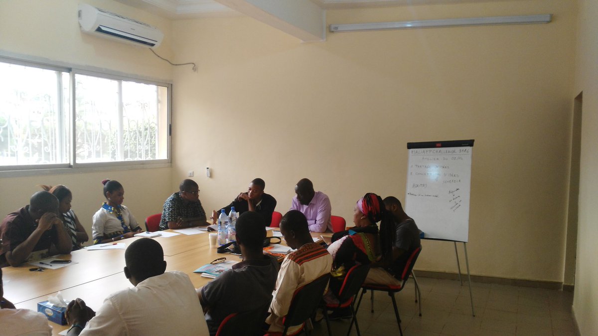 MLAppChallenge's tweet photo. #MaliAppChallenge 2016 - atelier de partage et de conception d'idées https://t.co/Uzha441Gzi