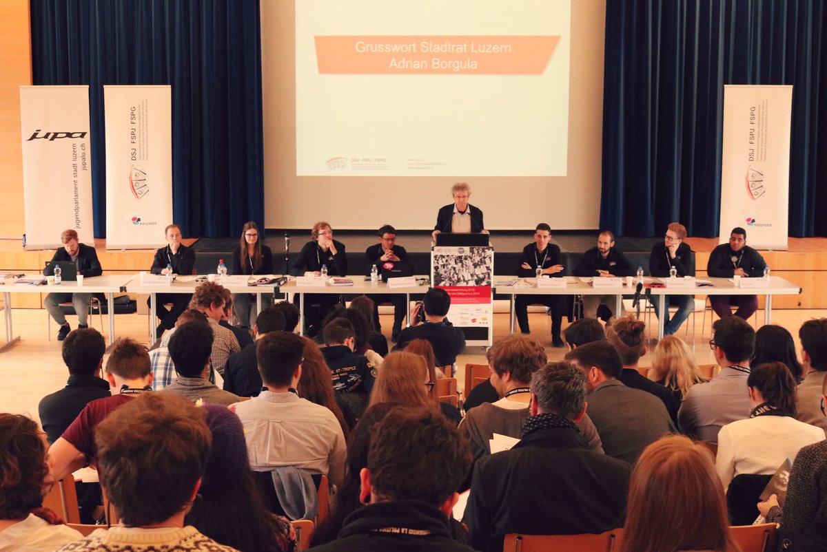 engage_ch's tweet photo. Die #DSJDV läuft und auch engage.ch ist mit dabei :) https://t.co/EmXq5Pi5DZ