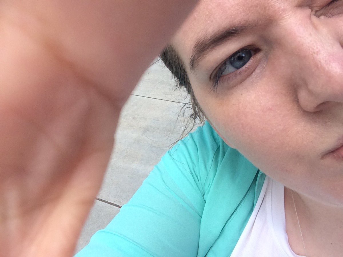 aliceobright's tweet photo. "Don't you have more selfies?" https://t.co/7XkgcmfElI