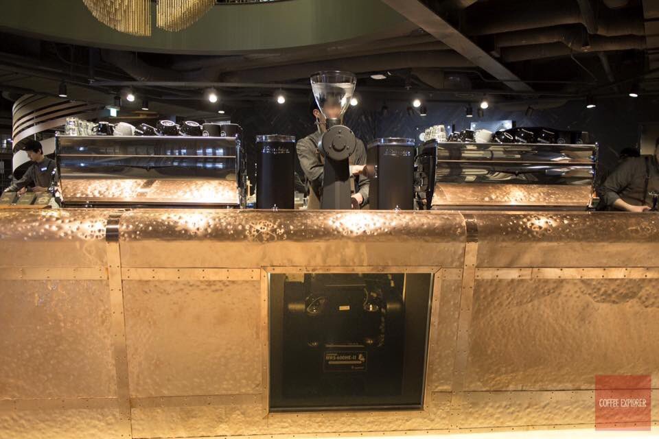 giovannifucili's tweet photo. Ediya Coffee Lab a New incredible location in Seul #va388 @victoriaarduino https://t.co/9rFMnEr3eD