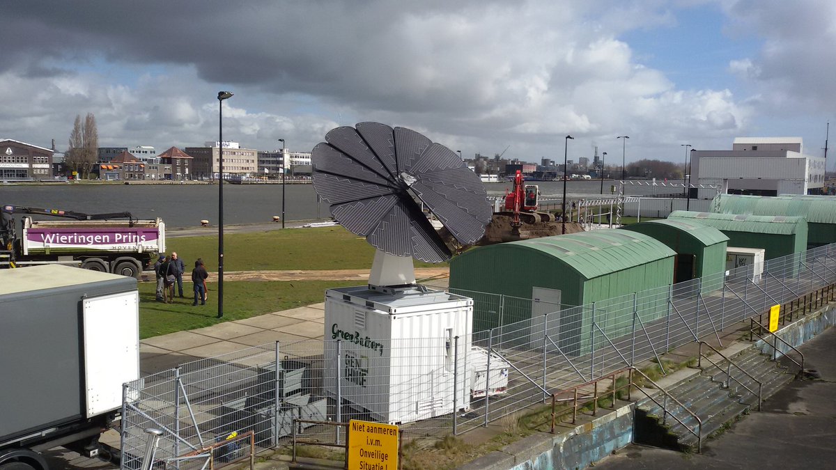 GreenBattery arrived <a href="/GetintoFabcity/">Get into FabCity</a>. Storing sustainable energy for <a href="/EuropeByPeople/">Europe by People</a> #EU2016NL