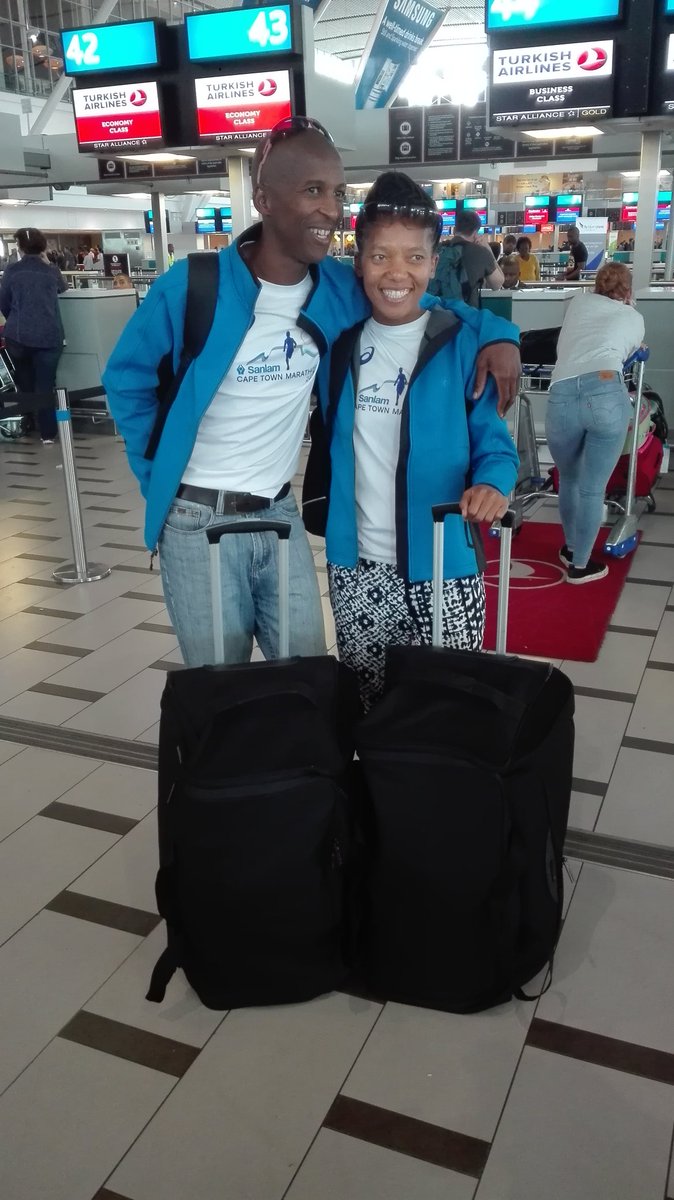 pandaq007's tweet photo. From our home in Cape Town on Thursday by a cab organized by Sanlam to Paris Marathon expo. https://t.co/7a45N4jilj