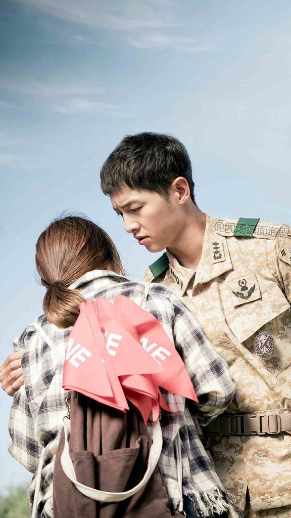 Manita Dots Wallpaper Descendantsofthesun Songjoongki Songhyekyo Cr 闻汤识面泡剧https T Co Labdwsg67f