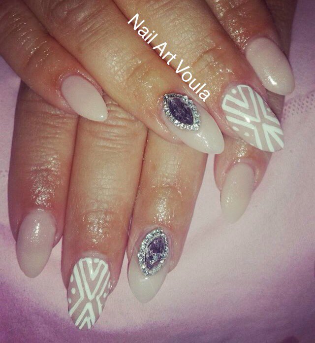 voula_keis's tweet photo. #nails #tweetnails #nail #art #voula https://t.co/tICwGyP1il
